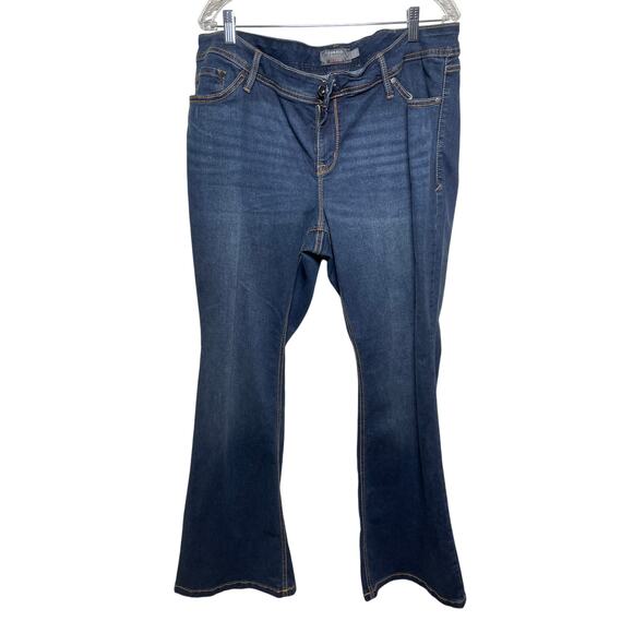 Torrid Luxe Slim Boot Size 18R Super Stretch Dark Blue Denim Jeans - Picture 1 of 4